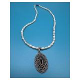 18in Pearl Necklace with Black Onyx Pendant