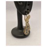 Sterling Silver Diamond Cut Teardrop Design