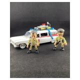 Ghostbusters Ecto-1 Die-Cast 1:24 w/ 2 Figures