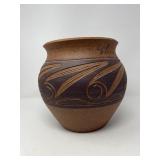 Distinct Artisan Handcrafted Pottery Vessel – Signed L. Wilson Distinct Artisan Handcrafted Pottery Vessel – Signed L. Wilson