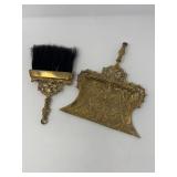 Andrea by Sadek Brass Hearth Brush & Dustpan – Made in India Andrea by Sadek Brass Hearth Brush & Dustpan – Made in India