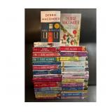 29 Debbie MaComber Paperbacks - #1 NYT Bestseller 29 Debbie MaComber Paperbacks - #1 NYT Bestseller