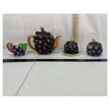 Leftons Grapes Tea Set (Lot of 4)