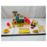 Fisher-Price Sesame Street Clubhouse Playset