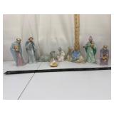 Avon Nativity Porcelain Figurine Set