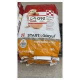Purina start & grow nonmedicated chicken feed