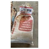 Jackpot forage turnip seed: 1 full 1 partial