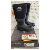 Dry shod  waterproof boots men's size 8