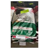 Purina chicken feed pellets 20255