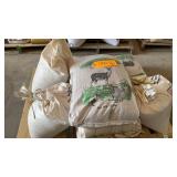 Wildlife seed-7 bags
