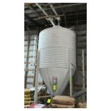 Grain Bin w/ auger-inside