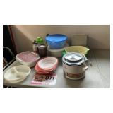 Rival crockpot, miscellaneous kitchen ware