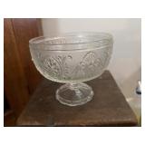This is a vintage Indiana Glass compote pedestal