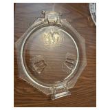 This vintage Jeannette Glass Baltimore Pear cake