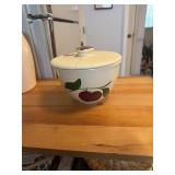 Glass cookie tin