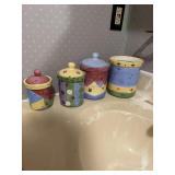 Bathroom canister set