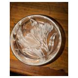 This Mikasa Parisian Iris candy dish features a