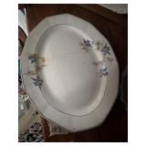 Plate with hummingbird birds