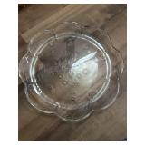 This vintage Anchor Hocking Savannah platter