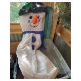 Inflatable Snowman and Tub with Adapter
