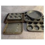 Metal Bakeware Pans and Trays