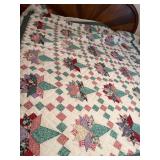 Machine-Quilted Star Pattern Quilt