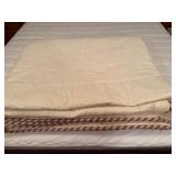 Polyester Blanket with Multicolor Piped Trim
