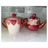 2 Ceramic Valentine Heart Teapots