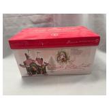 Department 56 Santa's Visiting Center Gift Set