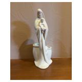 Haeger USA White Madonna and Child Vase