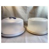2 Plastic Cake Carriers Rubbermaid and Blue