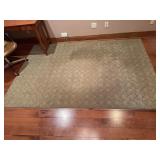 Green Leaf-Pattern Area Rug 6 x 9 Feet