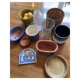 Decorative Pottery and Homewares Lot