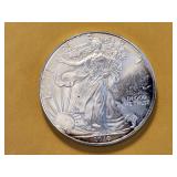 GEM! BU 2010 American Silver Eagle