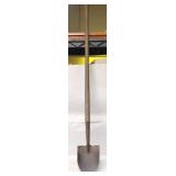 Small Dirt Shovel - 49.75' long