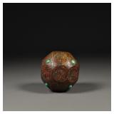 GOLD AND SILVER INLAID DICE