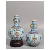 A QING DYNASTY DOUCAI (ENAMEL OVERGLAZE) VASE...