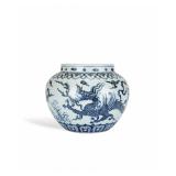 MING XUANDE BLUE AND WHITE DRAGON PATTERN JAR