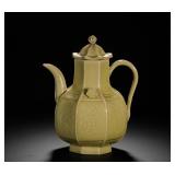 YUE KILN CELADON ENGRAVED OCTAGONAL EWER