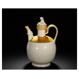 WHITE GLAZED EWER OF SONG DING KILN