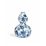 MING XUANDE BLUE AND WHITE FLOWER-PATTERNED...