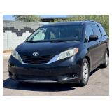 2015 Toyota Sienna LE 4 Door Mini Van
