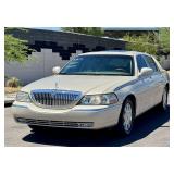 2003 Lincoln Town Car Cartier 4 Door Sedan