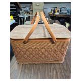 Vintage Redmon picnic basket & contents