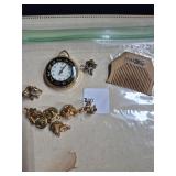 GiSA zodiac pocket watch, Pins, comb