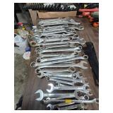 Large lot of wrenches, diverse manufacturers