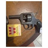 H&R Model 960 starter pistol