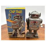 Cap Tain Robot in Box