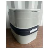 YitaHome 5.28 Gallon Portable Toilet