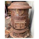 Antique Cast Iron Parlor Stove No. 16